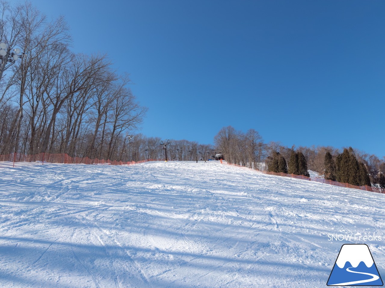 安平町営安平山スキー場｜こんなスキー場が近所にあったら最高…。コンパクトなのに飽きの来ない『あんぺいざん』スキー場♪